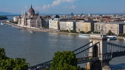 doing business in hungary